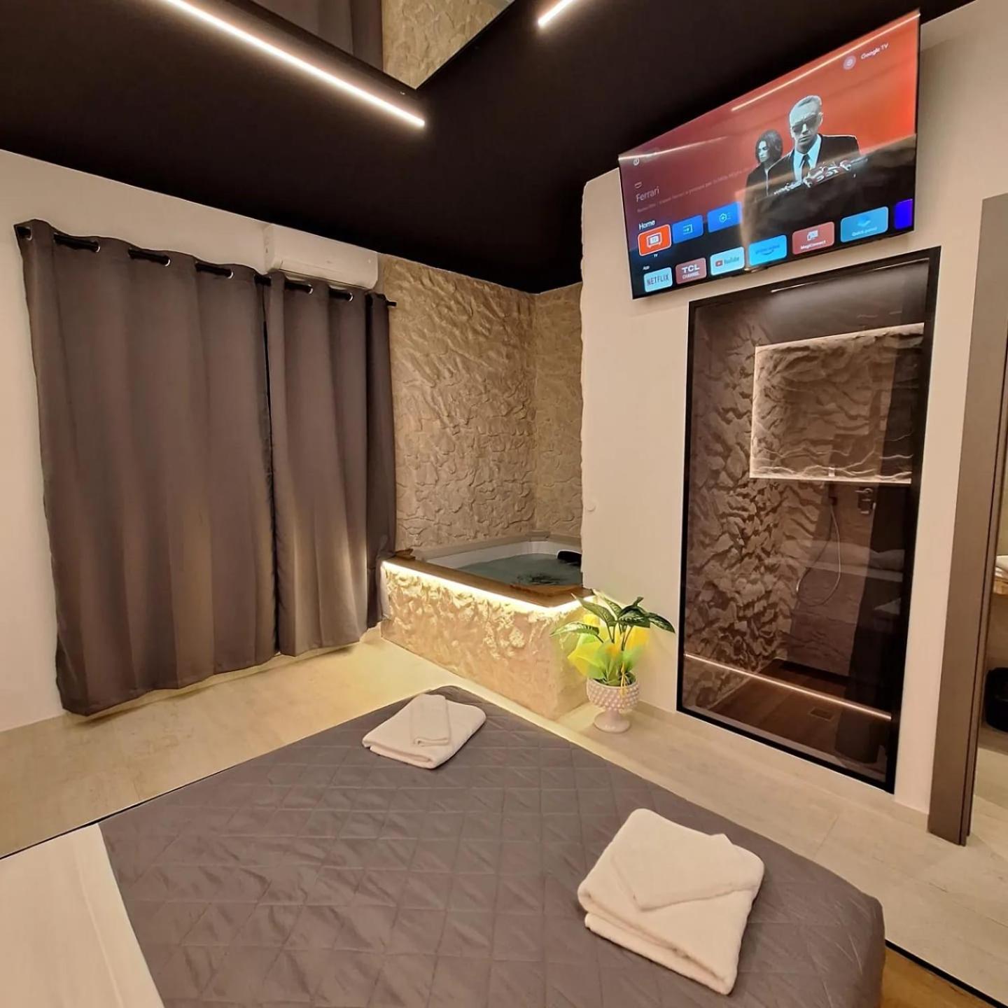 Dark & Light & Luxury Catania