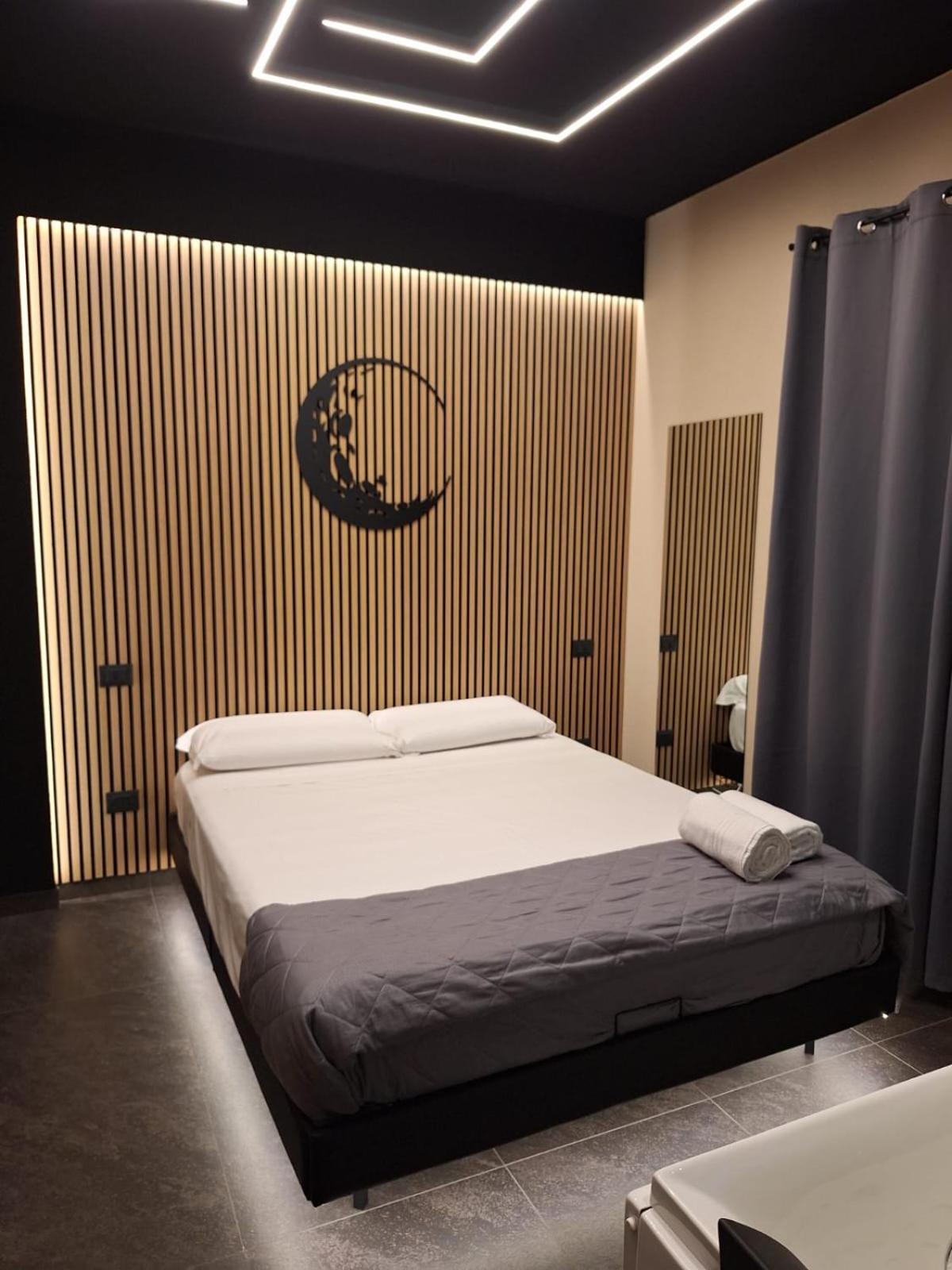 Guest house Dark & Light & Luxury